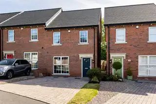 Image 1 for 31 Meadow Green