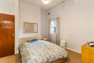 83 Wellington ParkImage 4