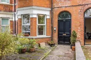 83 Wellington ParkImage 2
