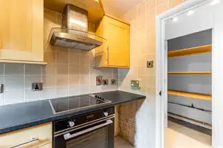 8C Stranmillis CourtImage 8
