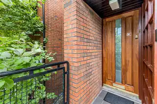8C Stranmillis CourtImage 2