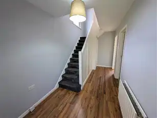 37 Glendale Avenue NorthImage 2