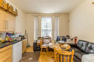 21 Dunluce AvenueImage 4