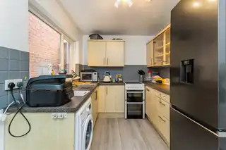 42 St Albans GardensImage 6
