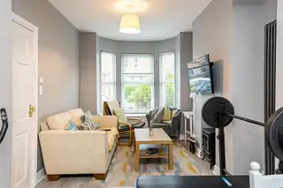 42 St Albans GardensImage 3