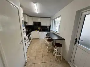2 Sandhurst DriveImage 4