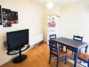 7E Stranmillis CourtImage 4