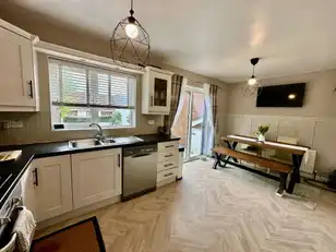 27 Brook LodgeImage 6