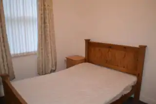 4 4 Fitzroy Avenue, Flat 1Image 6