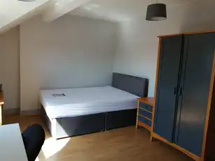 81 Malone AvenueImage 8