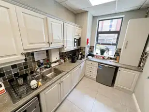 28 Adelaide Street- Suite 3Image 4