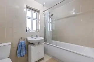 6 Hawthorne CourtImage 16