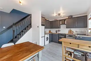 6 Hawthorne CourtImage 6