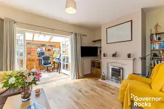 17 Manor Farm CrescentImage 7