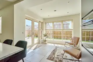 33 Helens Wood CrescentImage 12