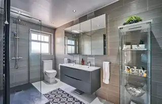 21 Viceroys WoodImage 15