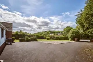 3B Holywood RoadImage 6