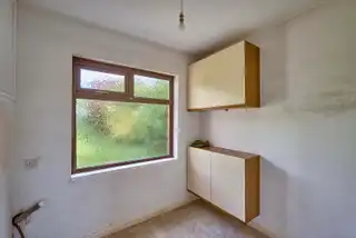 3B Holywood RoadImage 18