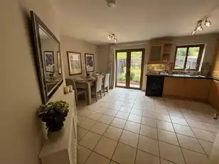 45 MeadowbankImage 6