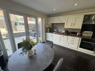 5 Highgrove GateImage 7