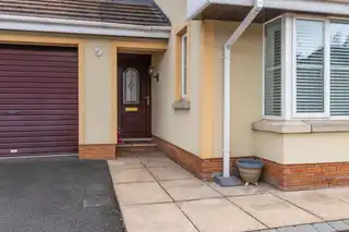 2 Castlebrook WayImage 2