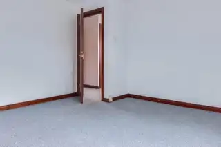 25 Rhanbuoy CloseImage 22