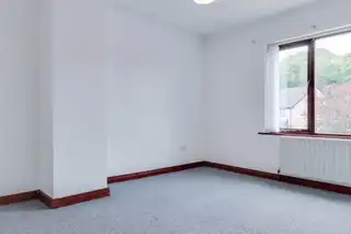 25 Rhanbuoy CloseImage 17