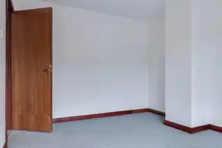 25 Rhanbuoy CloseImage 20