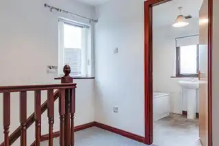 25 Rhanbuoy CloseImage 16