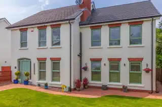 15 Springhill MeadowsImage 2