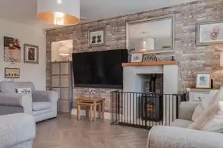 15 Springhill MeadowsImage 5
