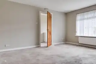 17 Meadow DriveImage 8