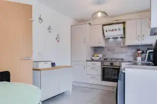 37 Ballyveigh AvenueImage 12