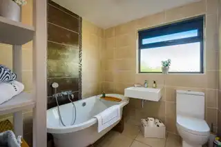 1 Inverbeg CourtImage 10
