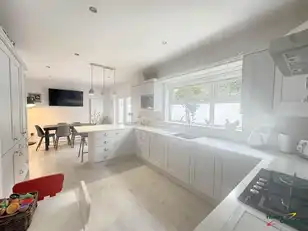 44 HuntersbuoyImage 5