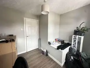 29 Sandford AvenueImage 9