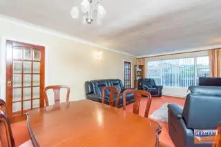 27 Thornleigh DriveImage 3