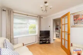 51 Manor ParkImage 5