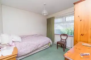 22 Woodland GardensImage 16