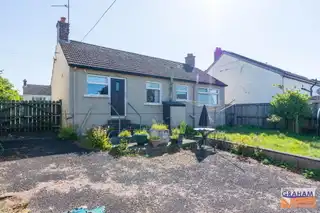 22 Woodland GardensImage 21