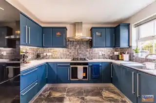 4 Whitehill MewsImage 11