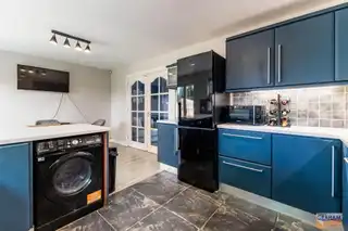 4 Whitehill MewsImage 12