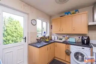 14 Mandeville AvenueImage 8