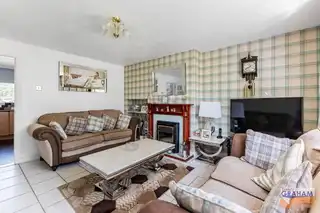 7 Glenmore WalkImage 7