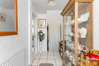7 Glenmore WalkImage 13