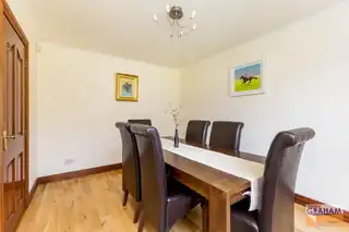 24 Laurel GroveImage 12