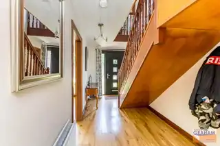 24 Laurel GroveImage 6