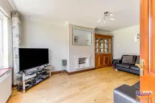 24 Laurel GroveImage 9