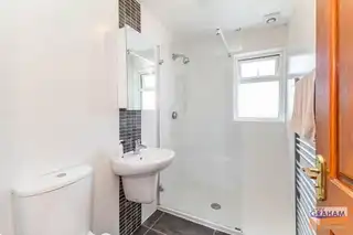 24 Laurel GroveImage 28