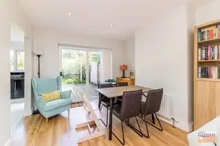9 Moss RoadImage 10